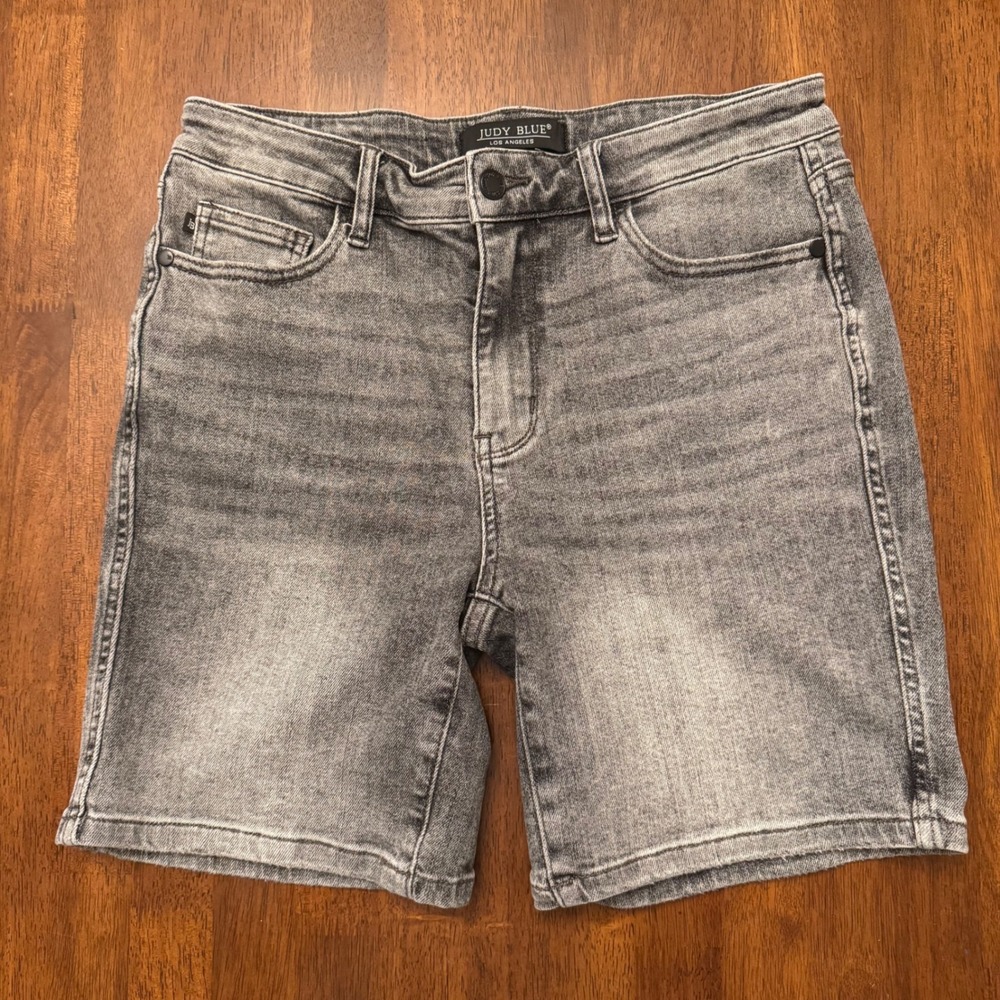 Judy Blue Grey Acid Wash High Rise Stretch Denim Shorts JB150230 GR Womens Large